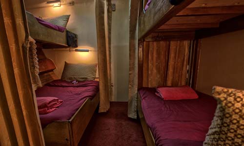 Quad-Twin-Bed-Cabin