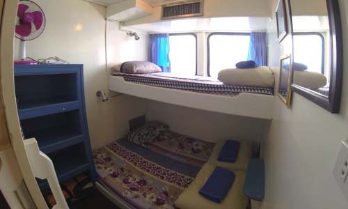 Standard-Double-and-Twin-Bed-Cabin
